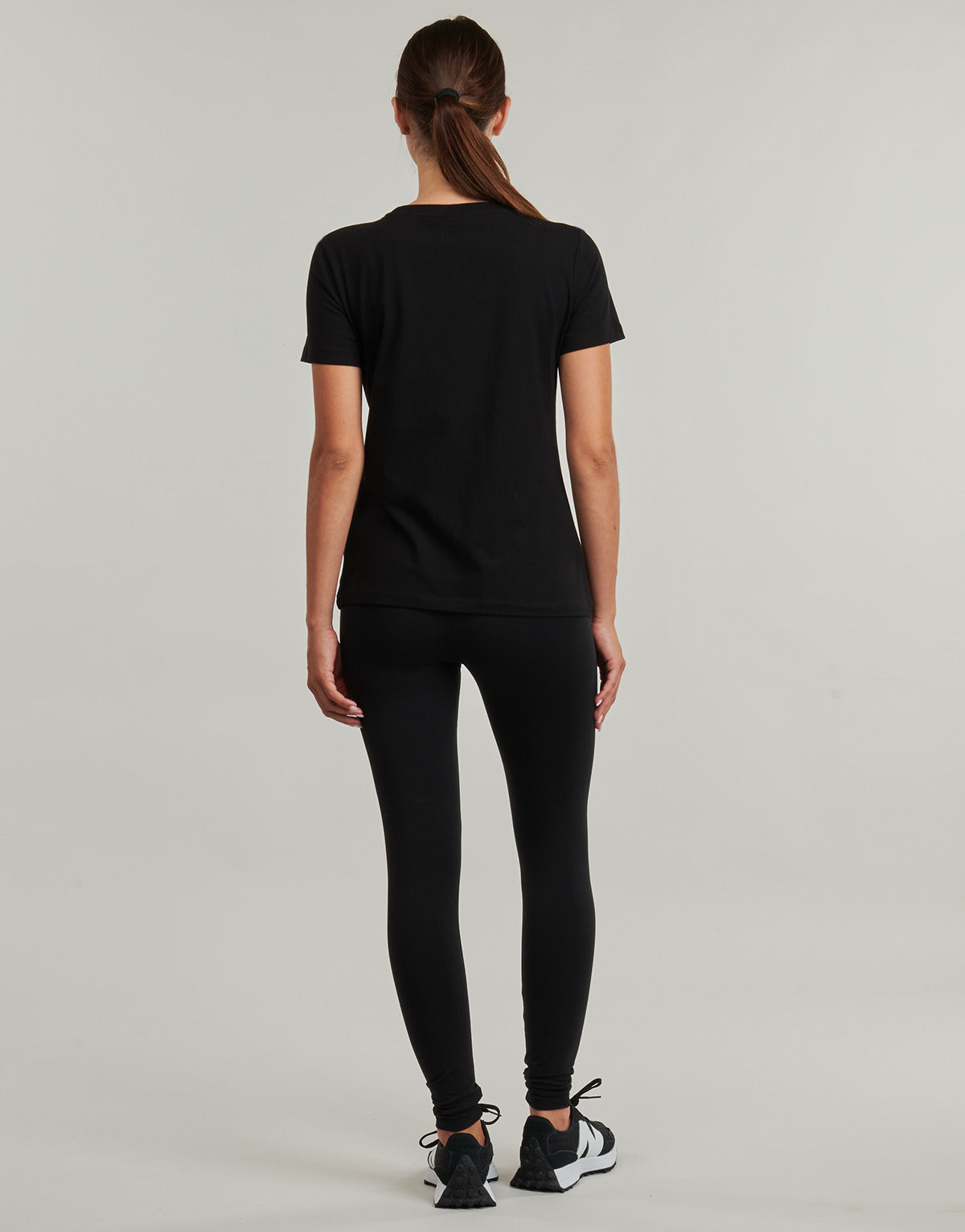 T-shirt Donna Guess INGRID Nero