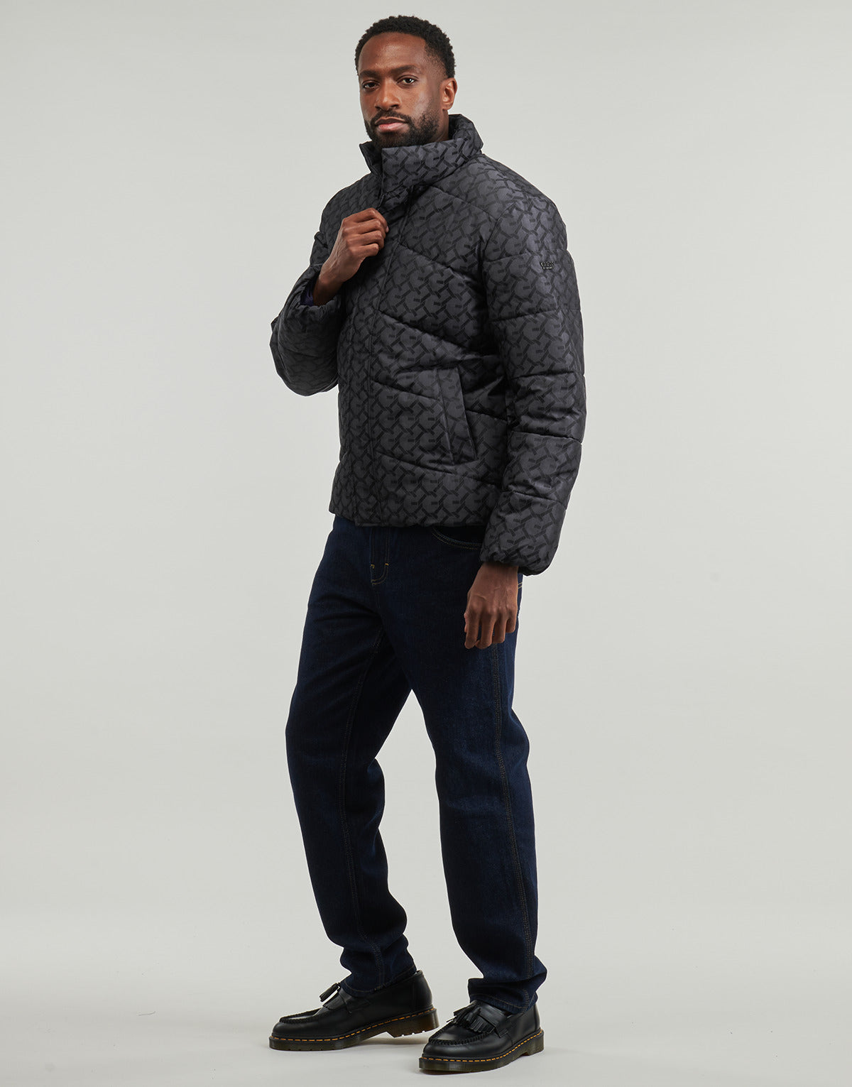 Piumino Uomo Guess  G CHAIN PUFFA JACKET  Marine