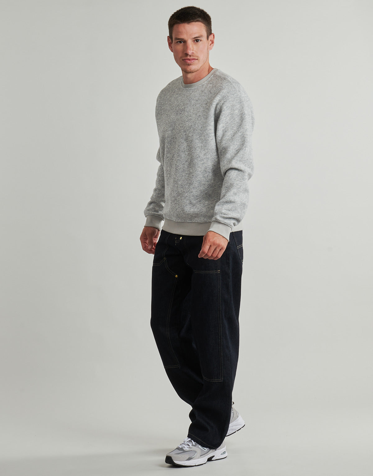 Maglione Uomo Guess  SCUBA MELANGE  Grigio