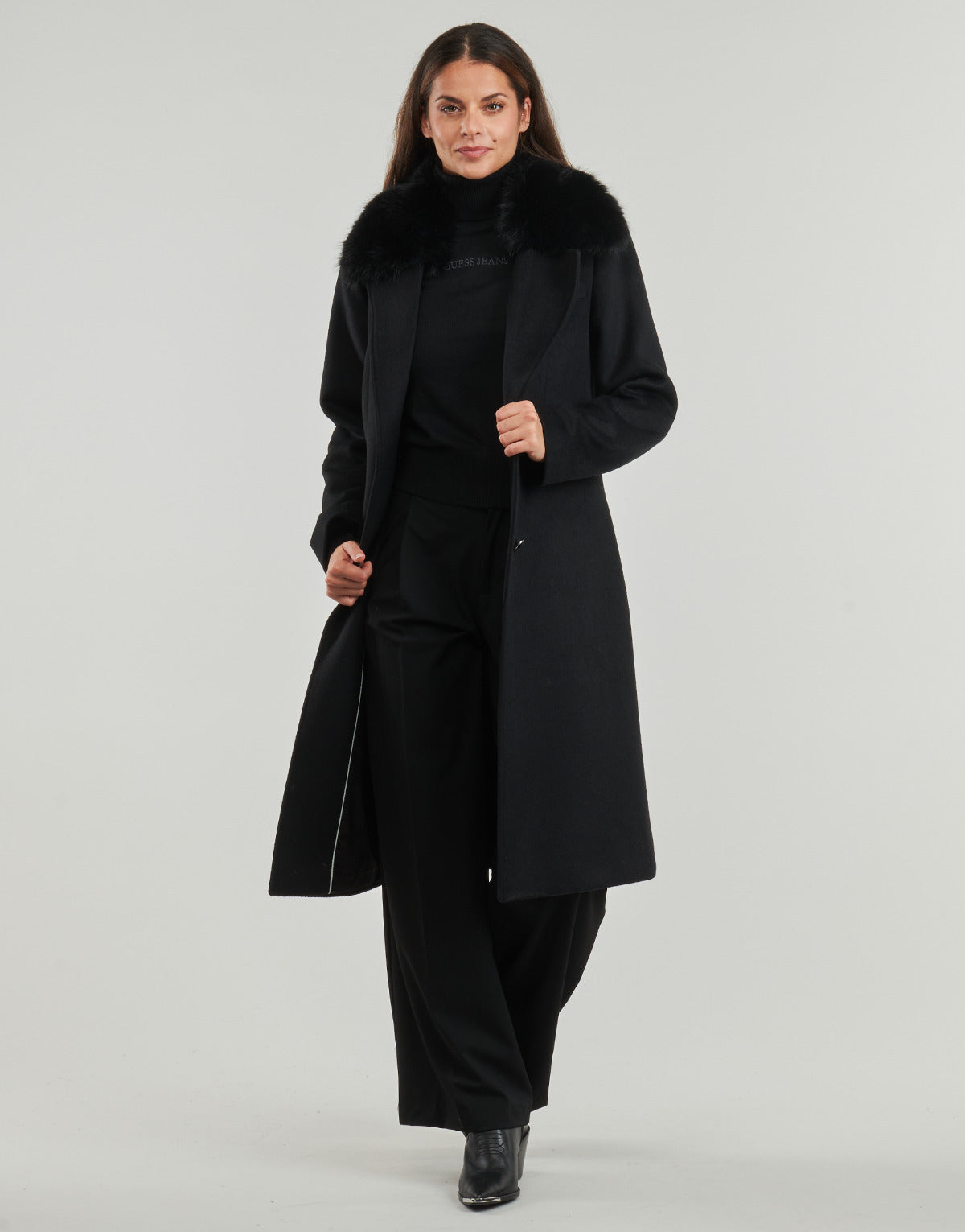 Mantella Donna Guess  KAROLE FUR COLLAR  Nero