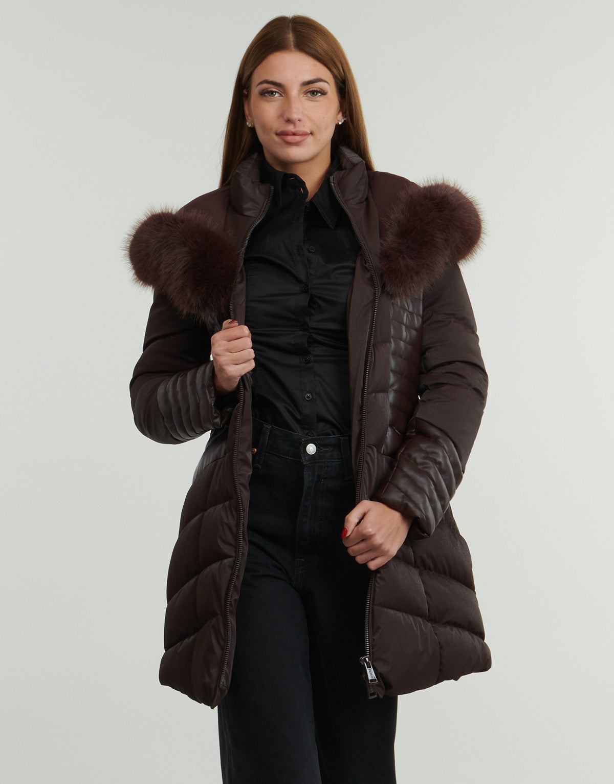 Piumino Donna Guess  NEW OXANA JACKET  Marrone