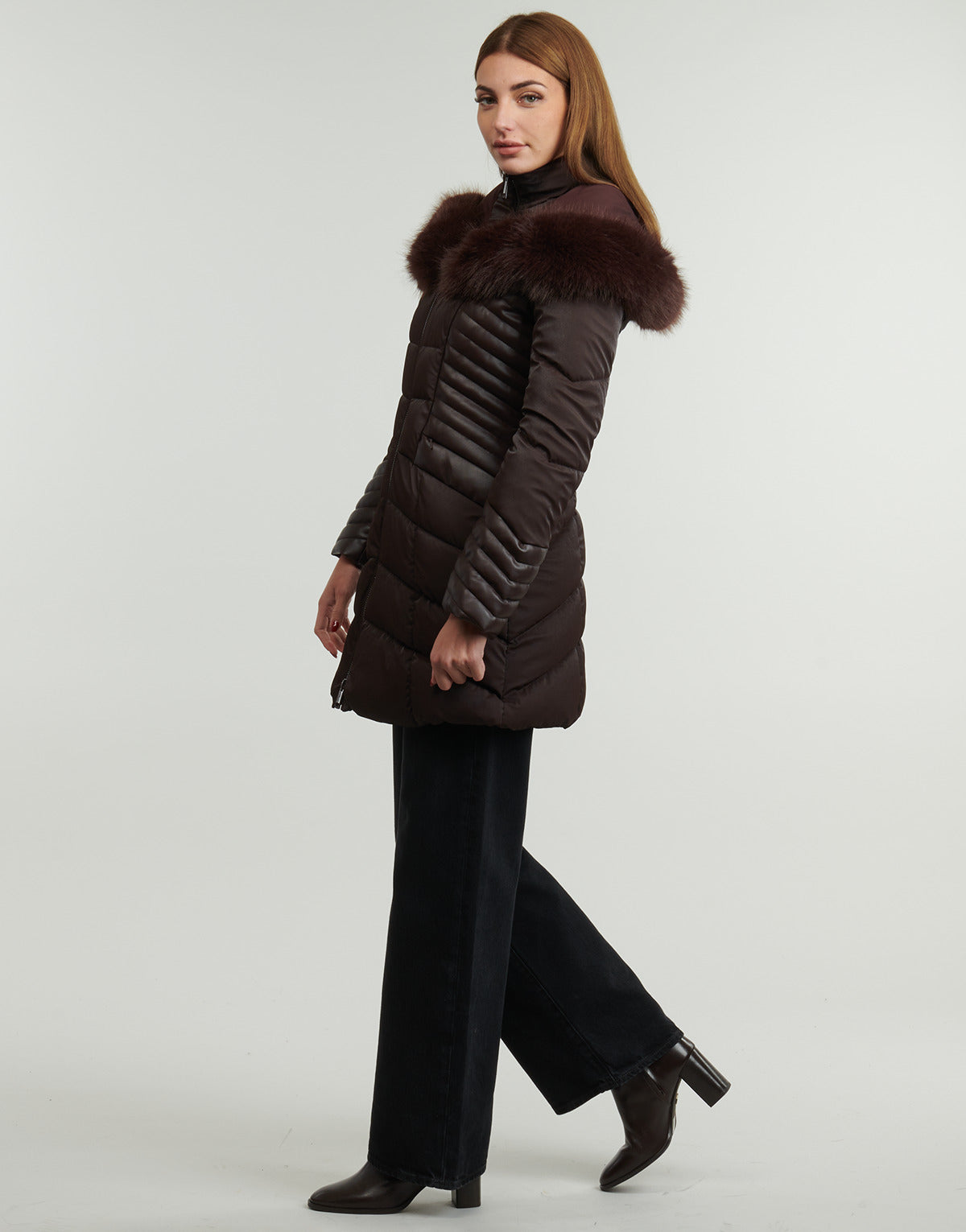 Piumino Donna Guess  NEW OXANA JACKET  Marrone