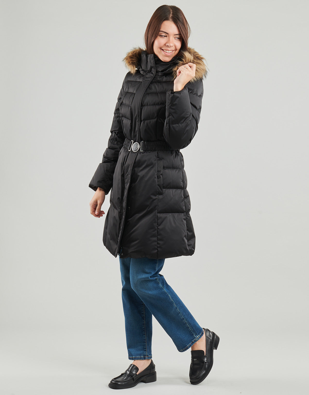 Piumino Donna Guess  MARINA MEDIUM  Nero