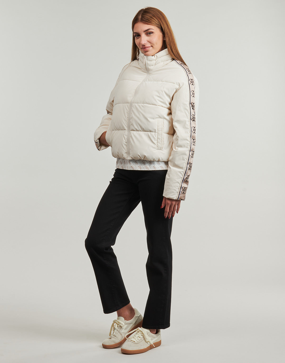 Piumino Donna Guess  NEW JEAN PUFFER  Beige