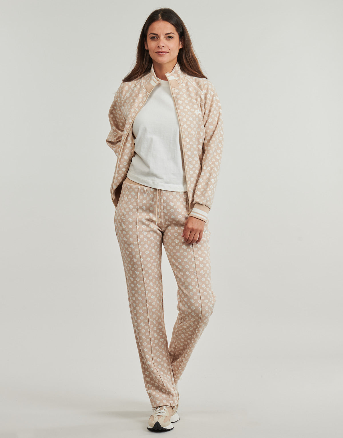 Pantaloni Sportivi Donna Guess  NEW AGGIE LONG  Beige