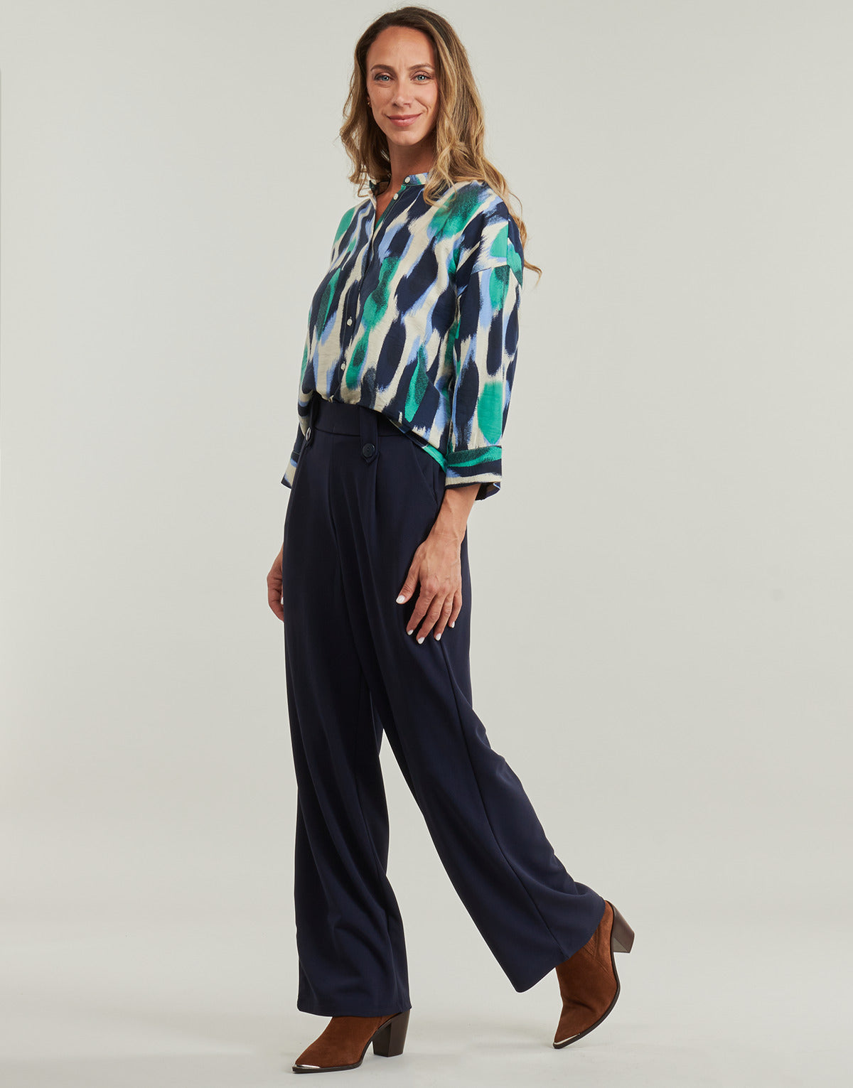 Pantaloni morbidi / Pantaloni alla zuava Donna Only  ONLSANIA BUTTON PANT JRS  Marine