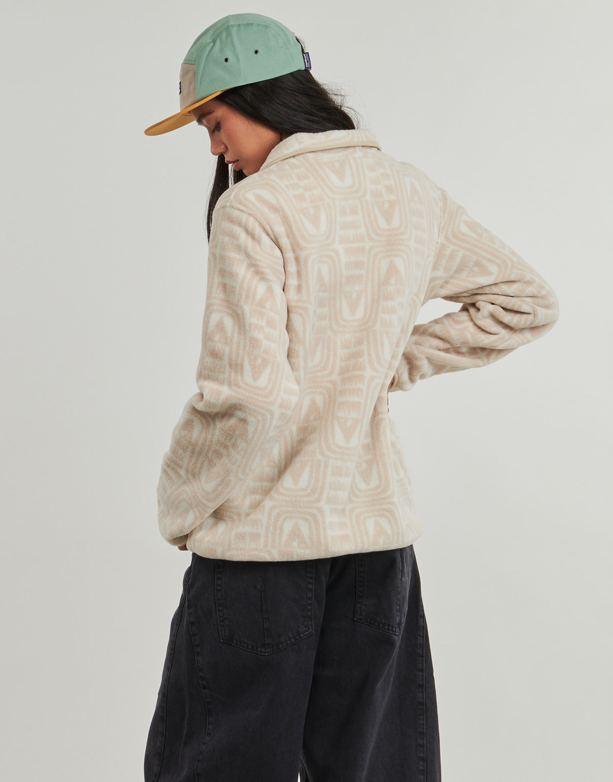 Felpa Donna Patagonia  W'S LW SYNCH SNAP-T P/O  Beige