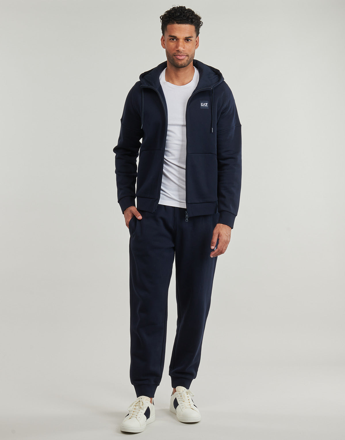 Tuta Uomo Emporio Armani EA7  TRAIN VISIBILITY M T-SUIT HOODIE FZ CH BR - TRAIN VISIBILITY M T  Blu