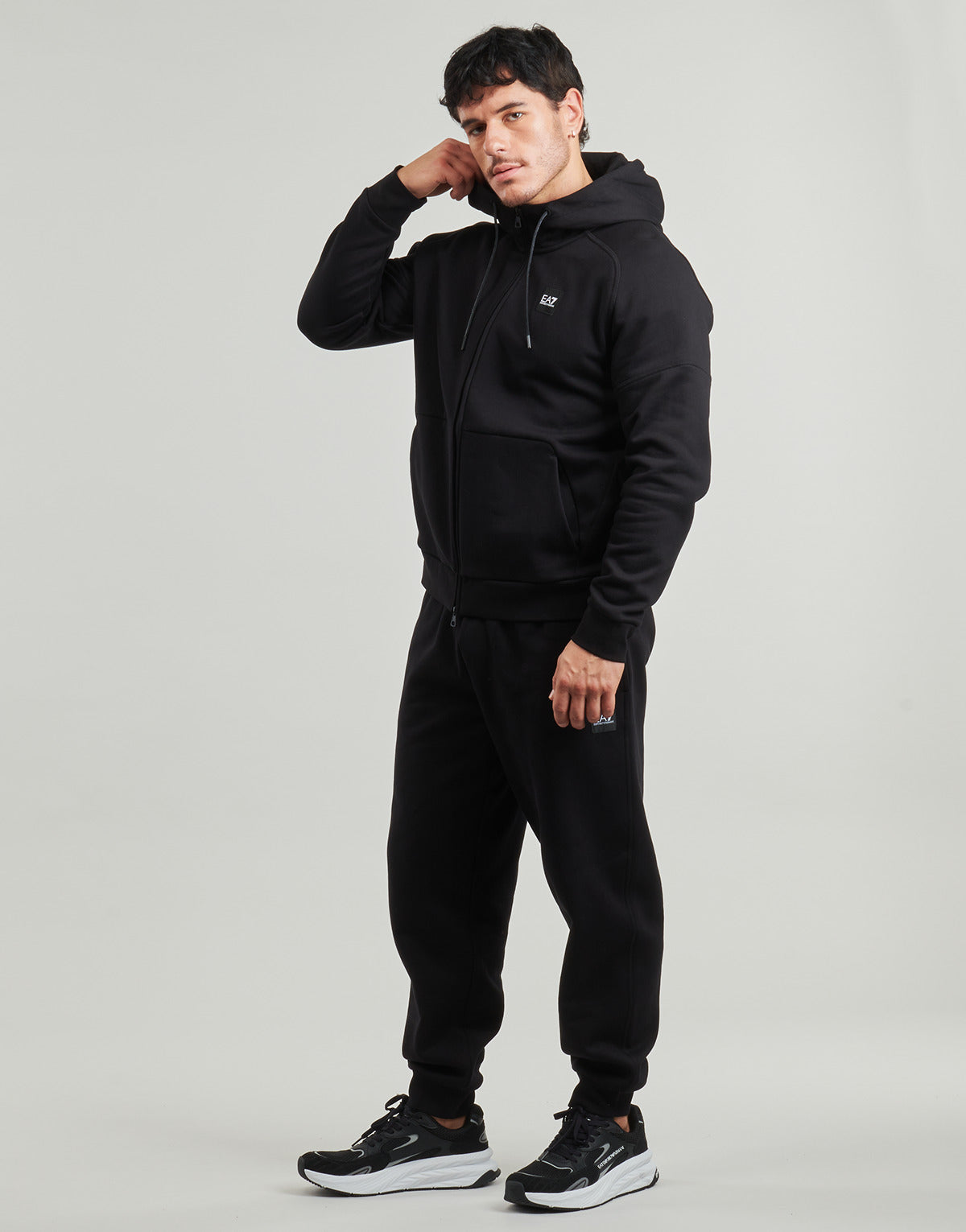 Tuta Uomo Emporio Armani EA7  TRAIN VISIBILITY M T-SUIT HOODIE FZ CH BR - TRAIN VISIBILITY M T  Nero
