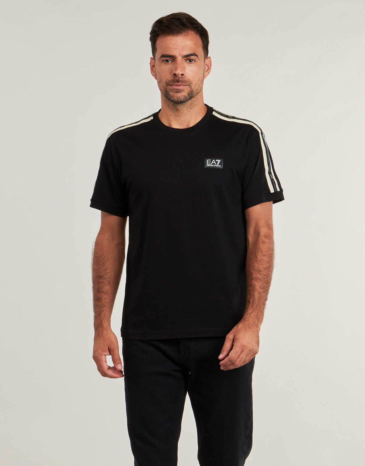 T-shirt Uomo Emporio Armani EA7 TRAIN LOGO SERIES M TAPE TEE SS CO - TRAIN LOGO SERIES M TAPE TE Nero