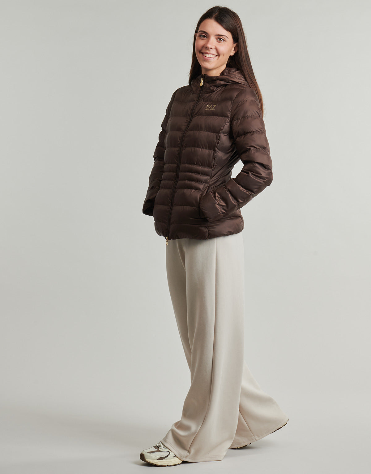 Piumino Donna Emporio Armani EA7  TRAIN CORE LADY W ECO DOWN JACKET HO MEDIUM PADDED - TRAIN CORE  Marrone