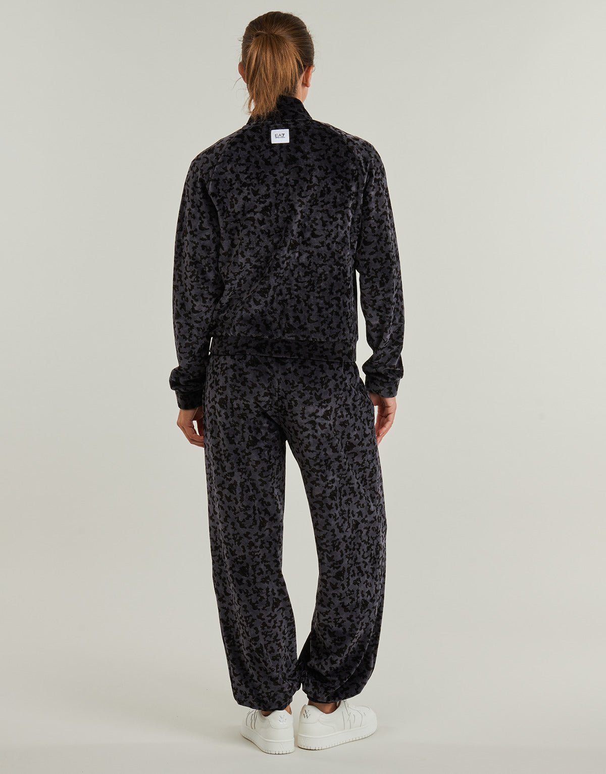 Tuta Donna Emporio Armani EA7  TRAIN GRAPHIC SERIES W TRACKSUIT - TRAIN GRAPHIC SERIES W TRACKS  Grigio