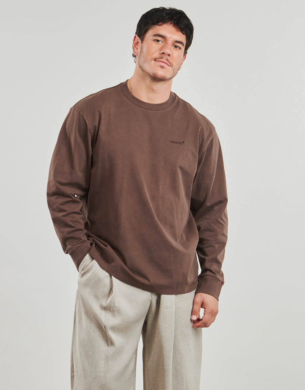 T-shirts a maniche lunghe Uomo Levis  LS AUTHENTIC TEE  Marrone