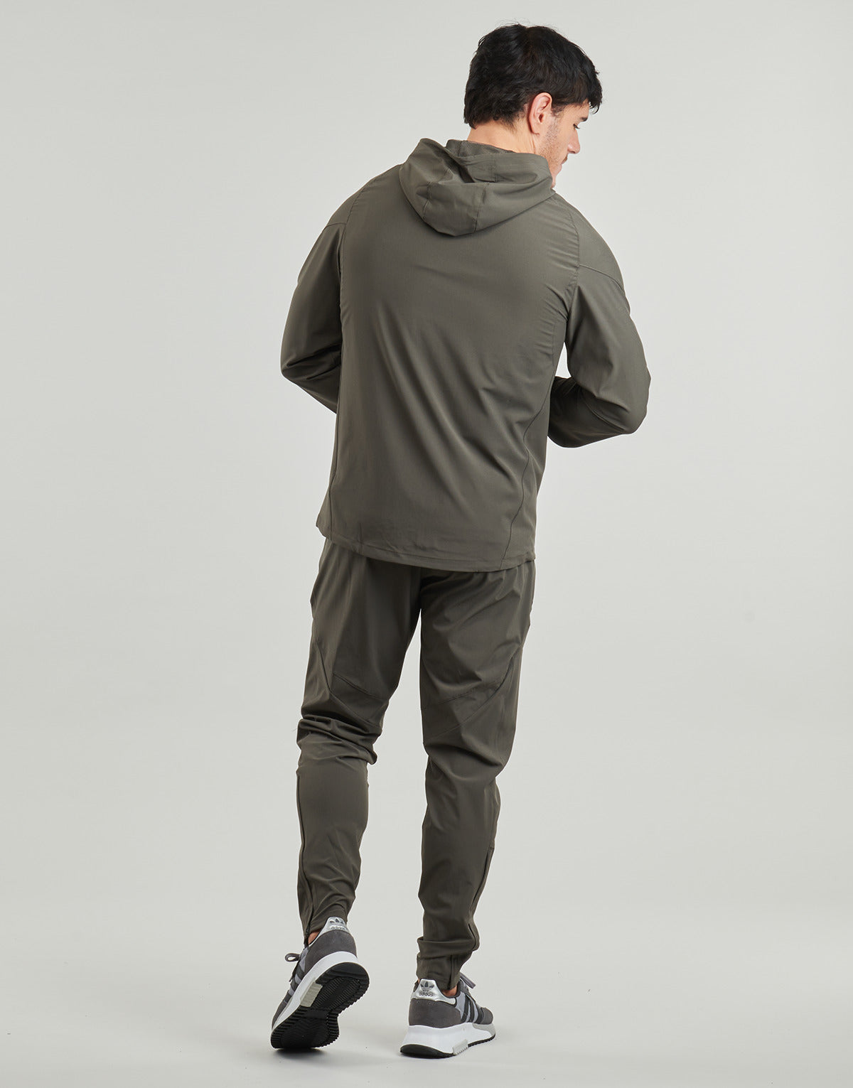 Giacca Sportiva Uomo adidas  Real Madrid Tiro 25 Competition Vis Tech Travel  Verde