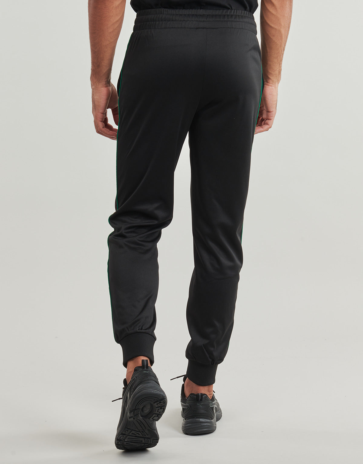 Pantaloni Sportivi Uomo Fila  SAGANO REGULAR TRACK PANTS  Nero