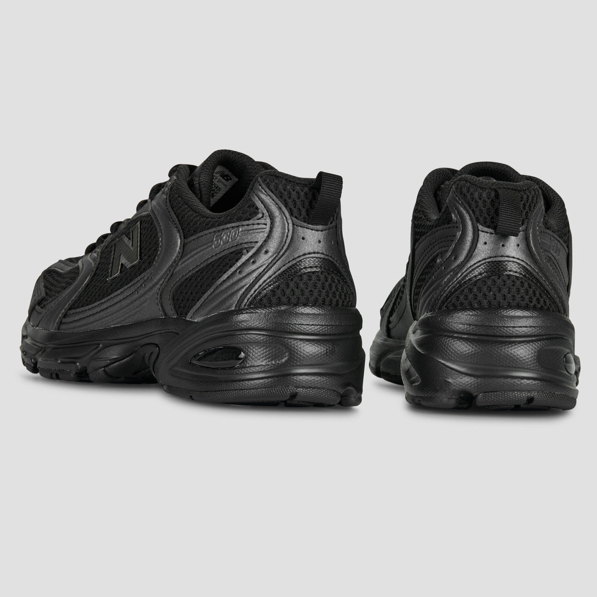 Sneakers Uomo New Balance  530  Nero