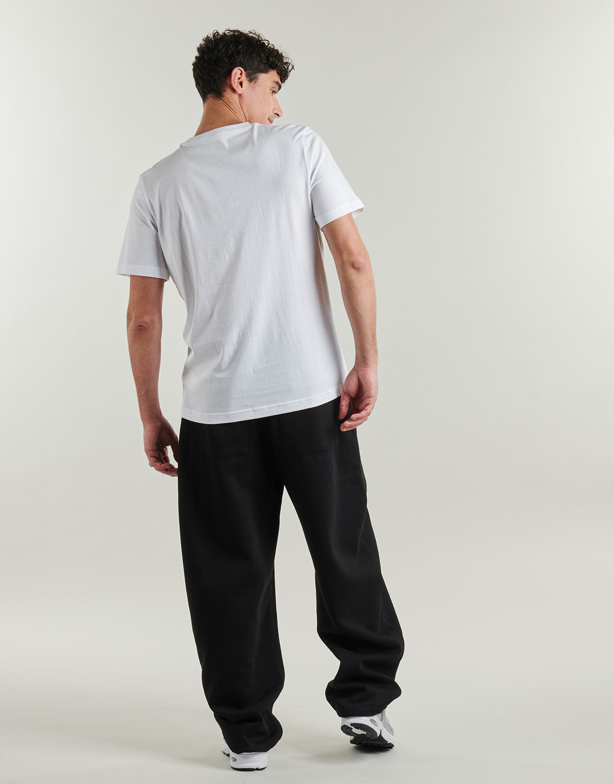 T-shirt Uomo Puma  ESS LOGO TEE  Bianco