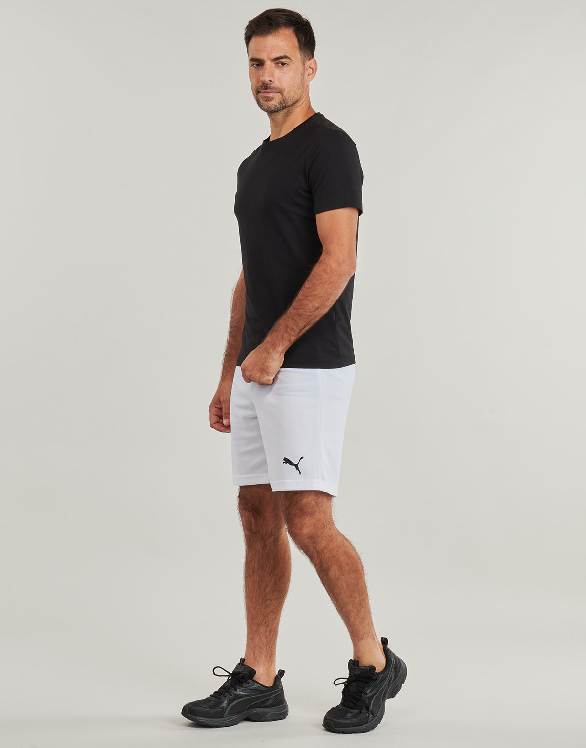 Pantaloni corti Uomo Puma  ESS ACTIVE WOVEN SHORT  Marine