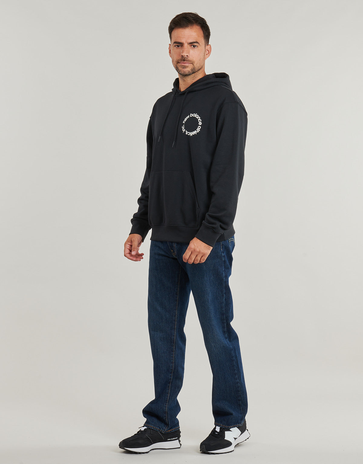 Felpa Uomo New Balance CIRCULAR LOGO HOODIE Nero