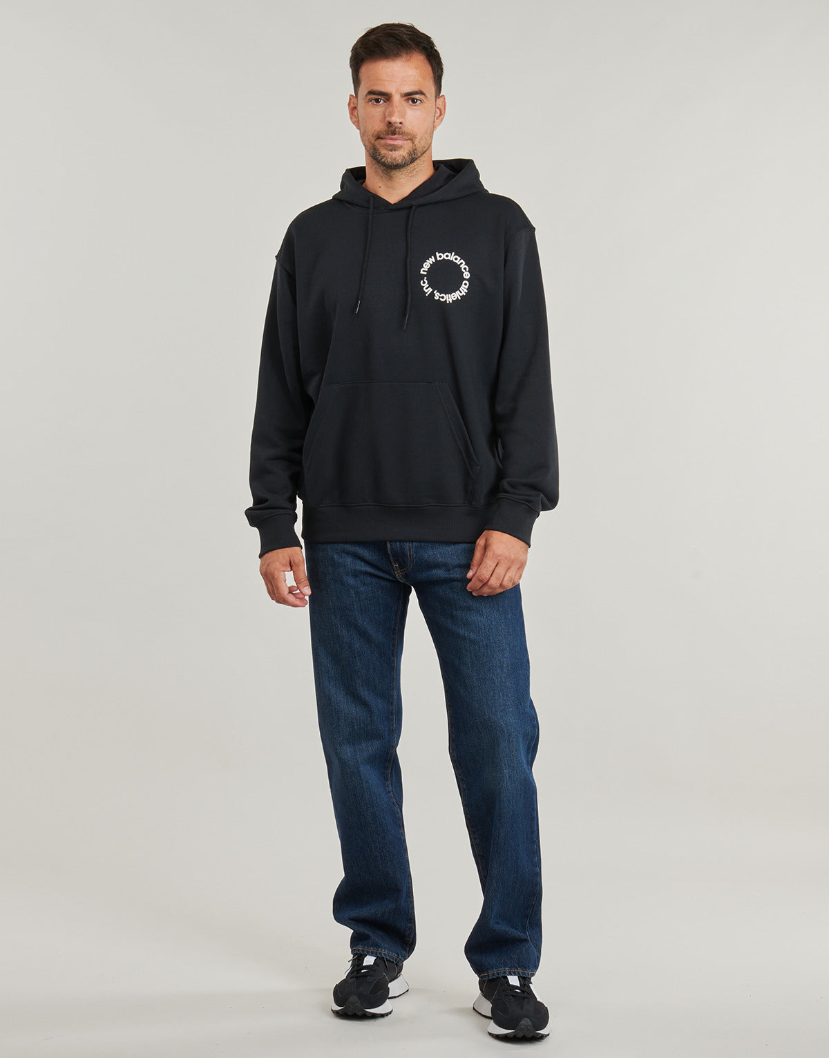 Felpa Uomo New Balance CIRCULAR LOGO HOODIE Nero
