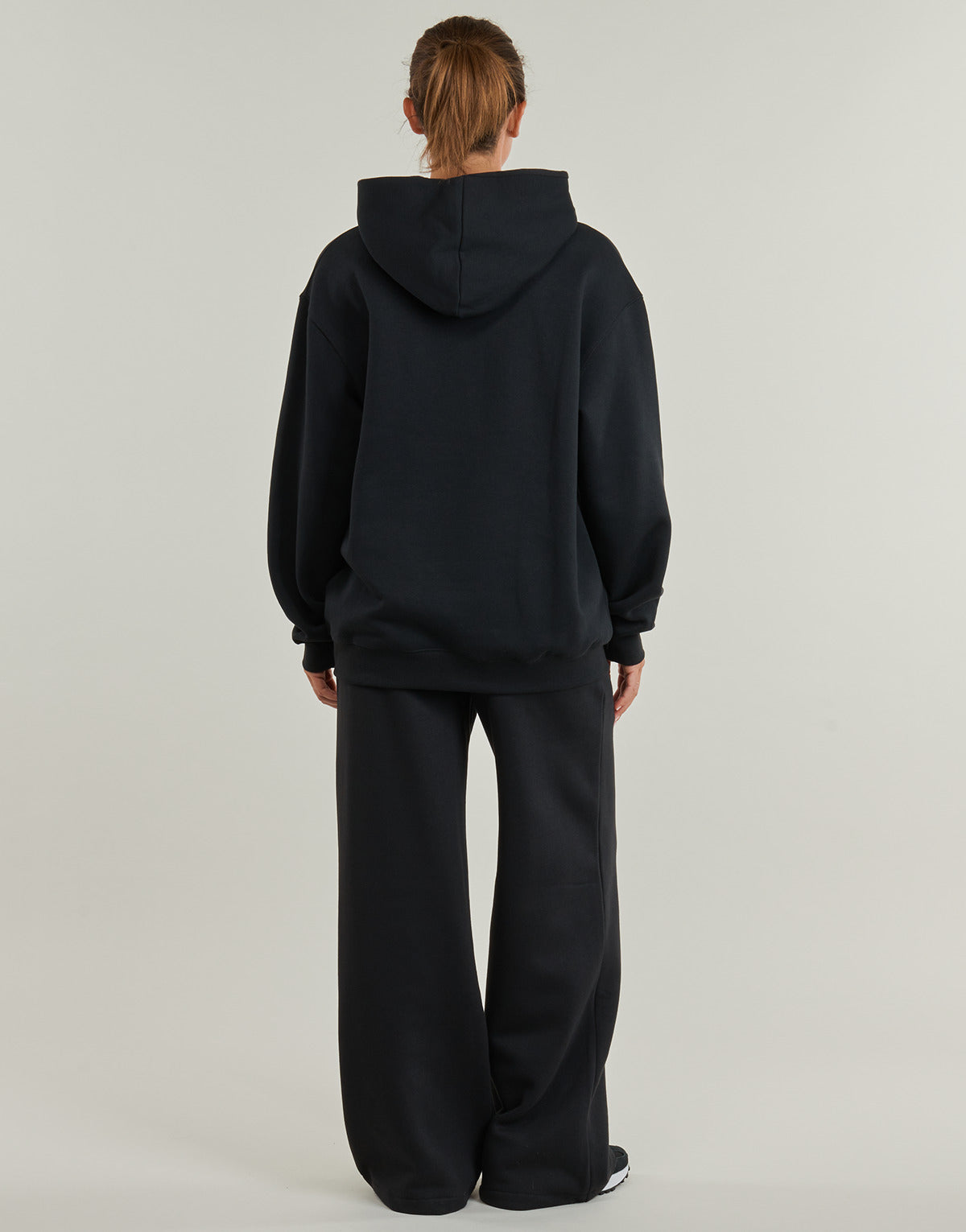 Felpa Donna New Balance  LINEAR HERITAGE FLEECE LONG HOODIE  Nero