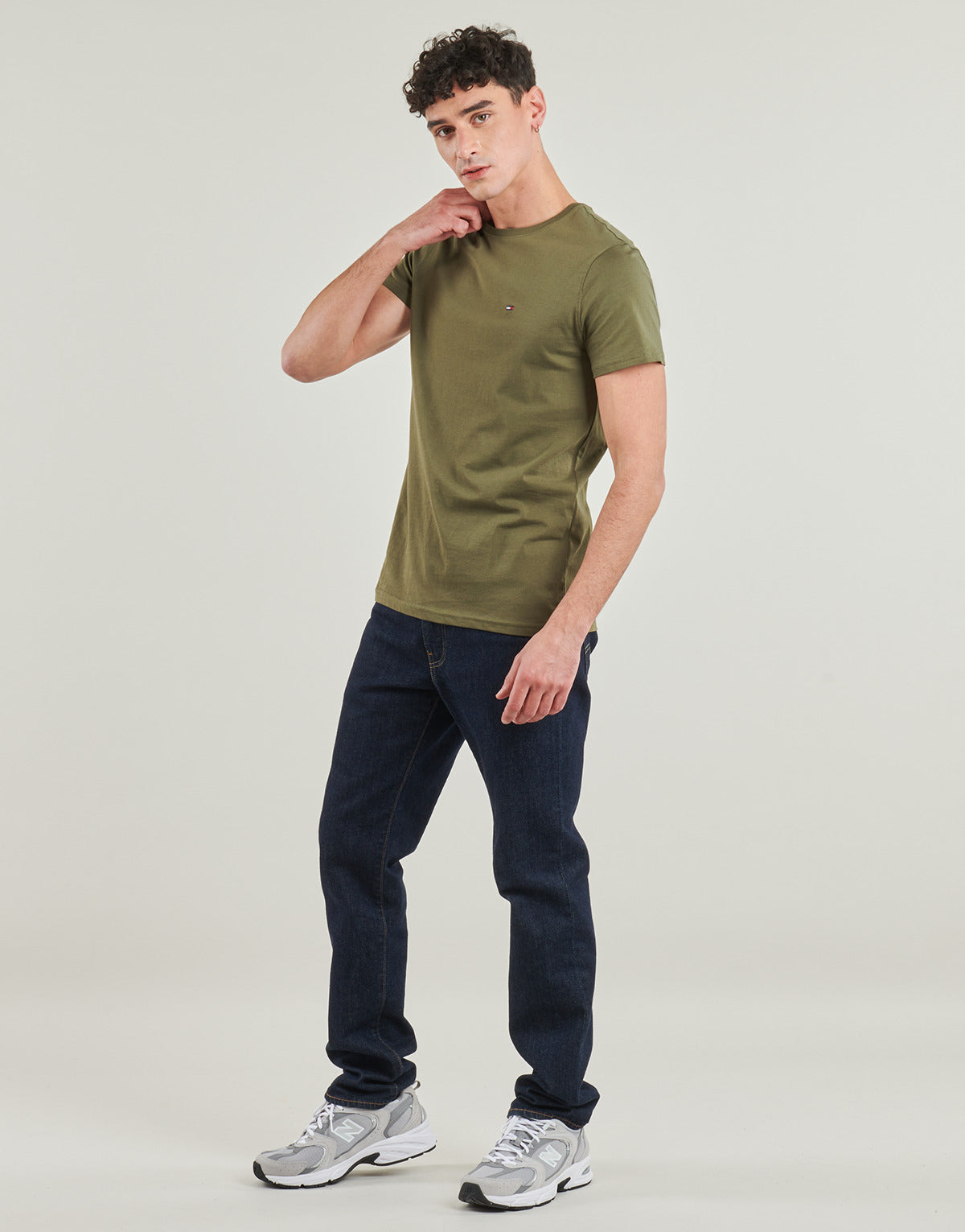 T-shirt Uomo Tommy Jeans  TJM XSLIM JERSEY TEE EXT  Kaki