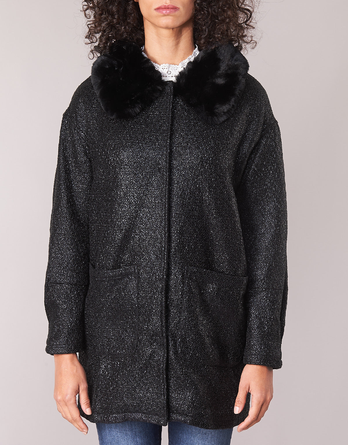 Mantella Donna Molly Bracken QUIEN Nero