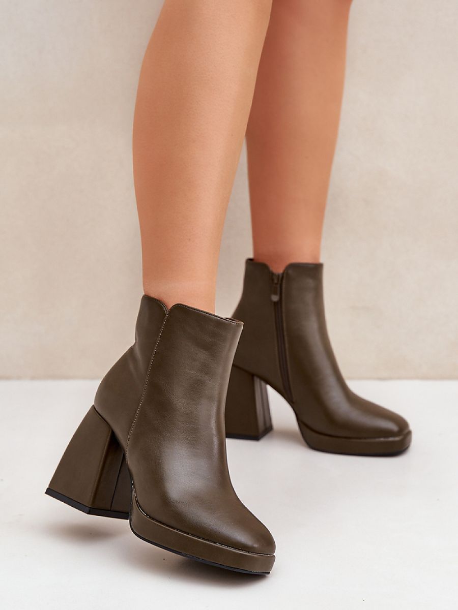 Scarpe con tacco Donna