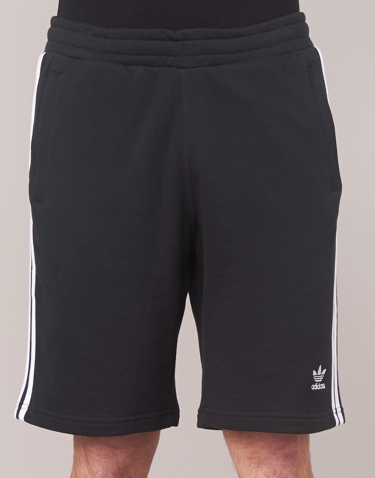 Pantaloni corti Uomo adidas  3 STRIPE SHORT  Nero