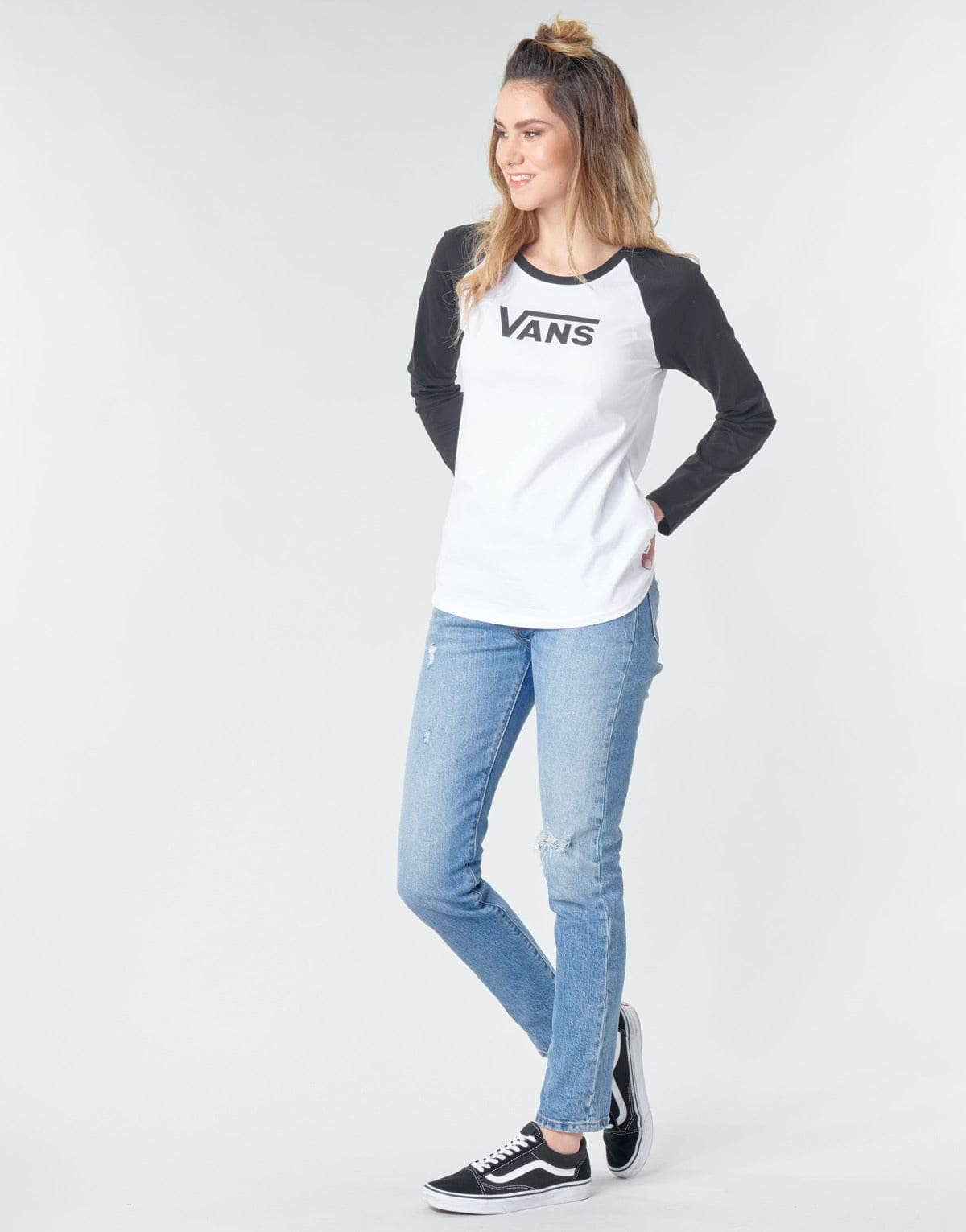 T-shirts a maniche lunghe Donna Vans  FLYING V LS RAGLAN  Bianco