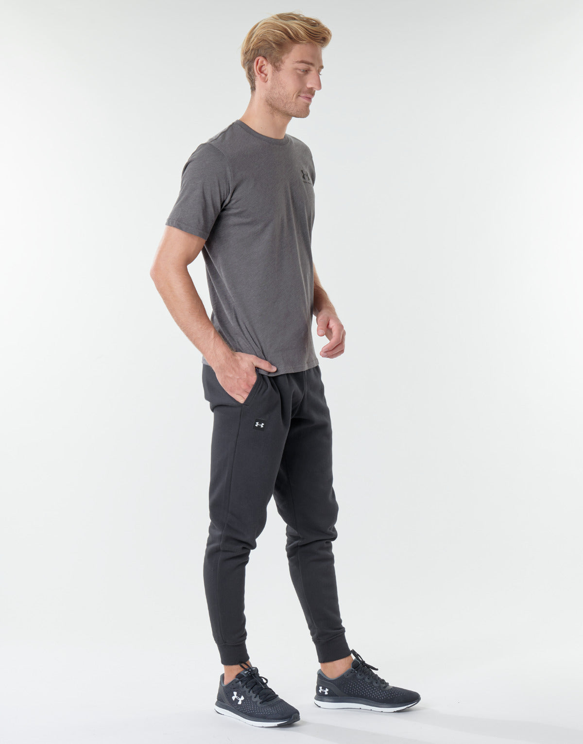 Pantaloni Sportivi Uomo Under Armour  UA RIVAL FLEECE JOGGER  Nero