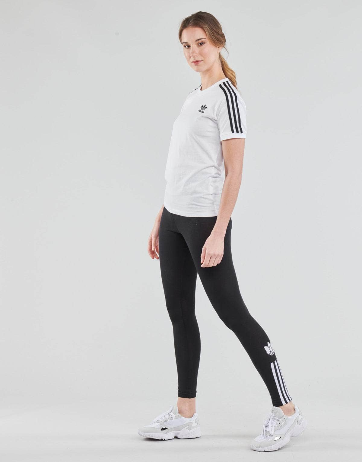 T-shirt Donna adidas  3 STRIPES TEE  Bianco