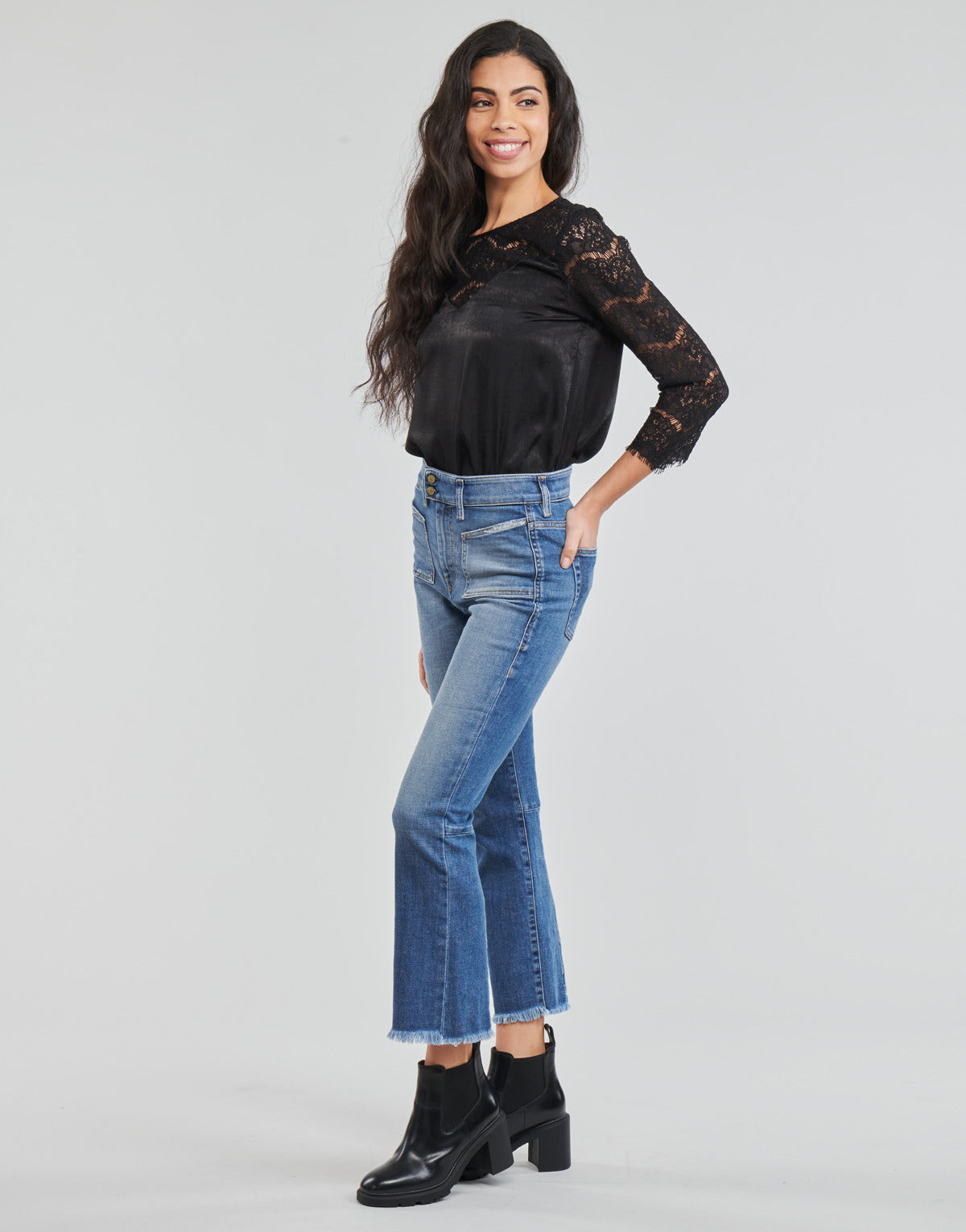 Jeans Bootcut Donna Diesel  D-EARLIE-H  Blu