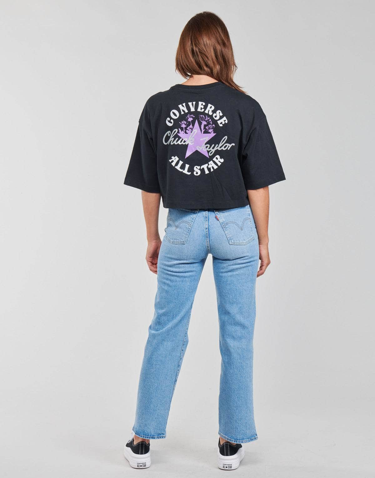 T-shirt Donna Converse  CHUCK INSPIRED HYBRID FLOWER OVERSIZED CROPPED TEE  Nero