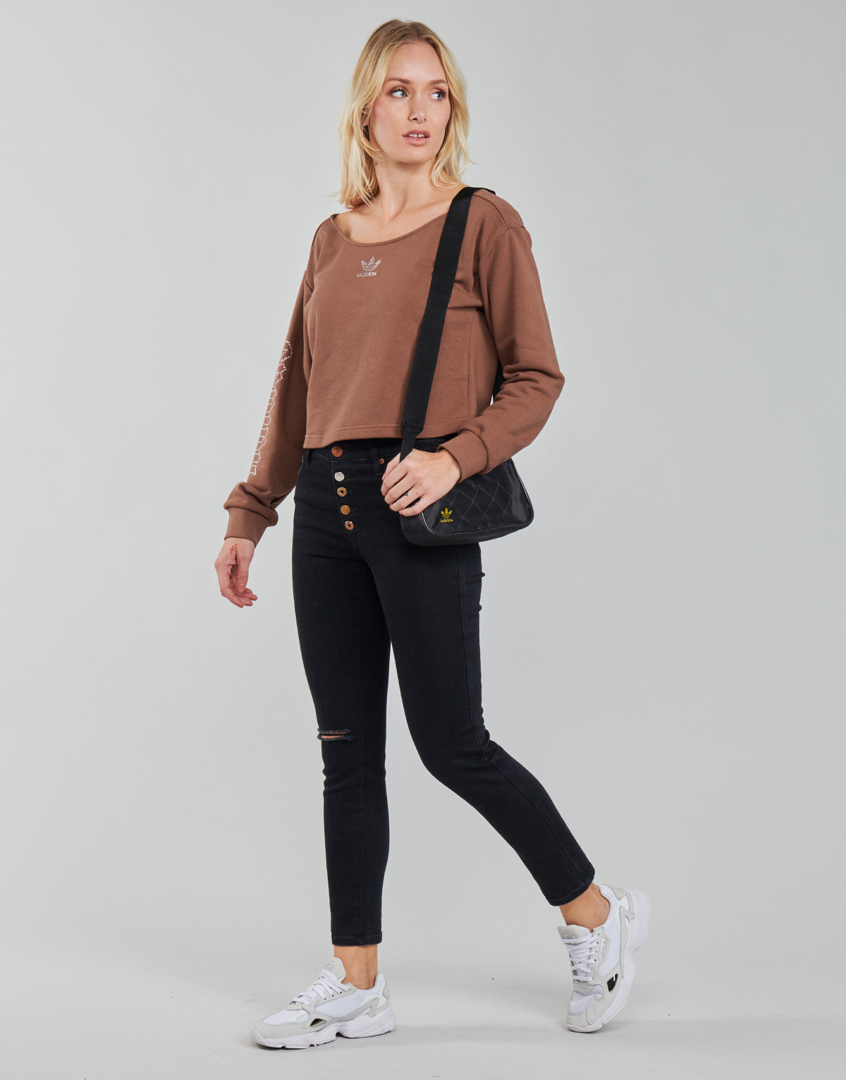 Felpa Donna adidas  SLOUCHY CREW?  Marrone