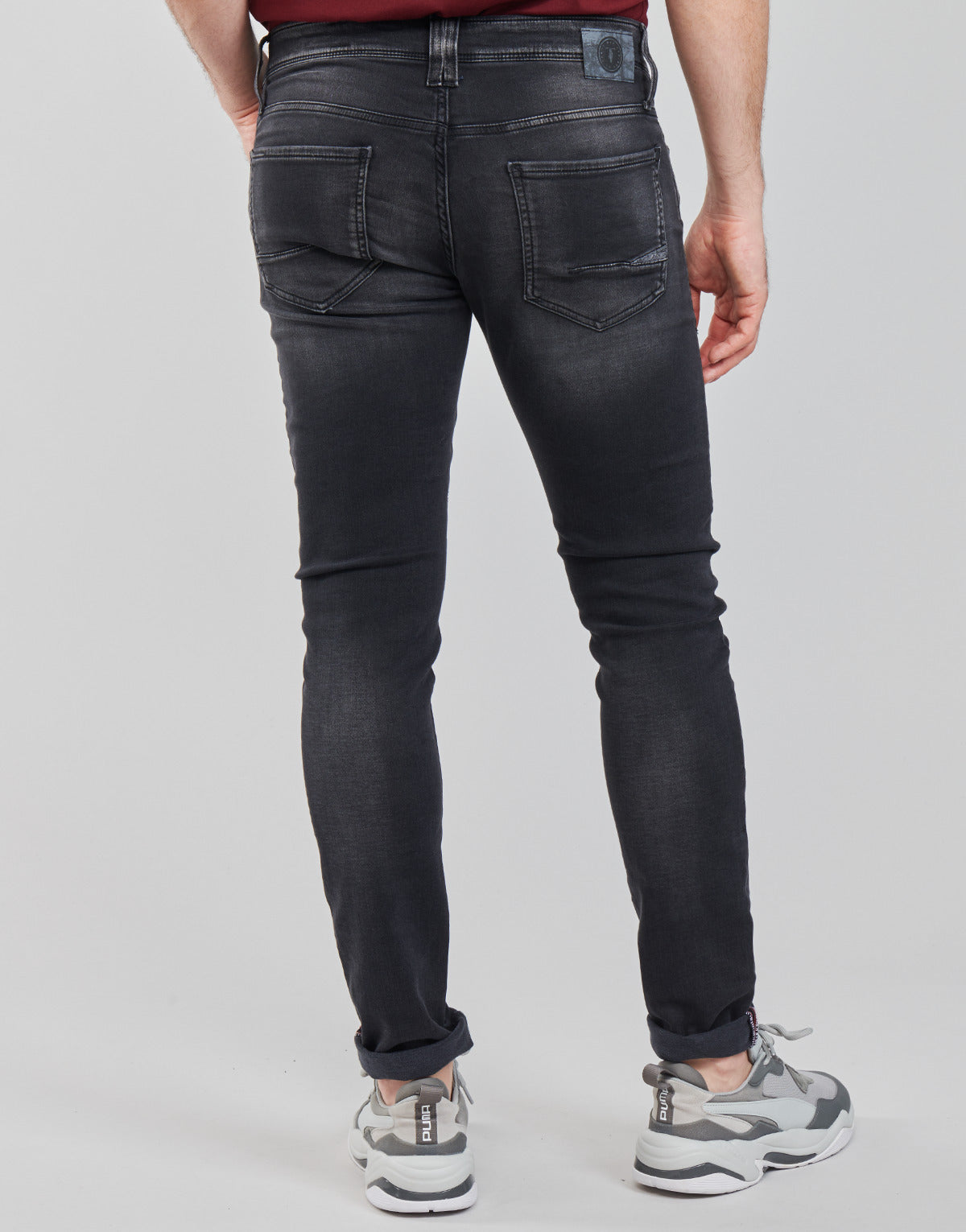 Jeans Slim Uomo Le Temps des Cerises  712 JOGG  Nero