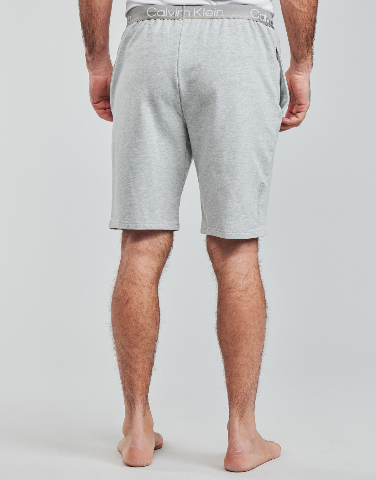 Pantaloni corti Uomo Calvin Klein Jeans  SLEEP SHORT  Grigio