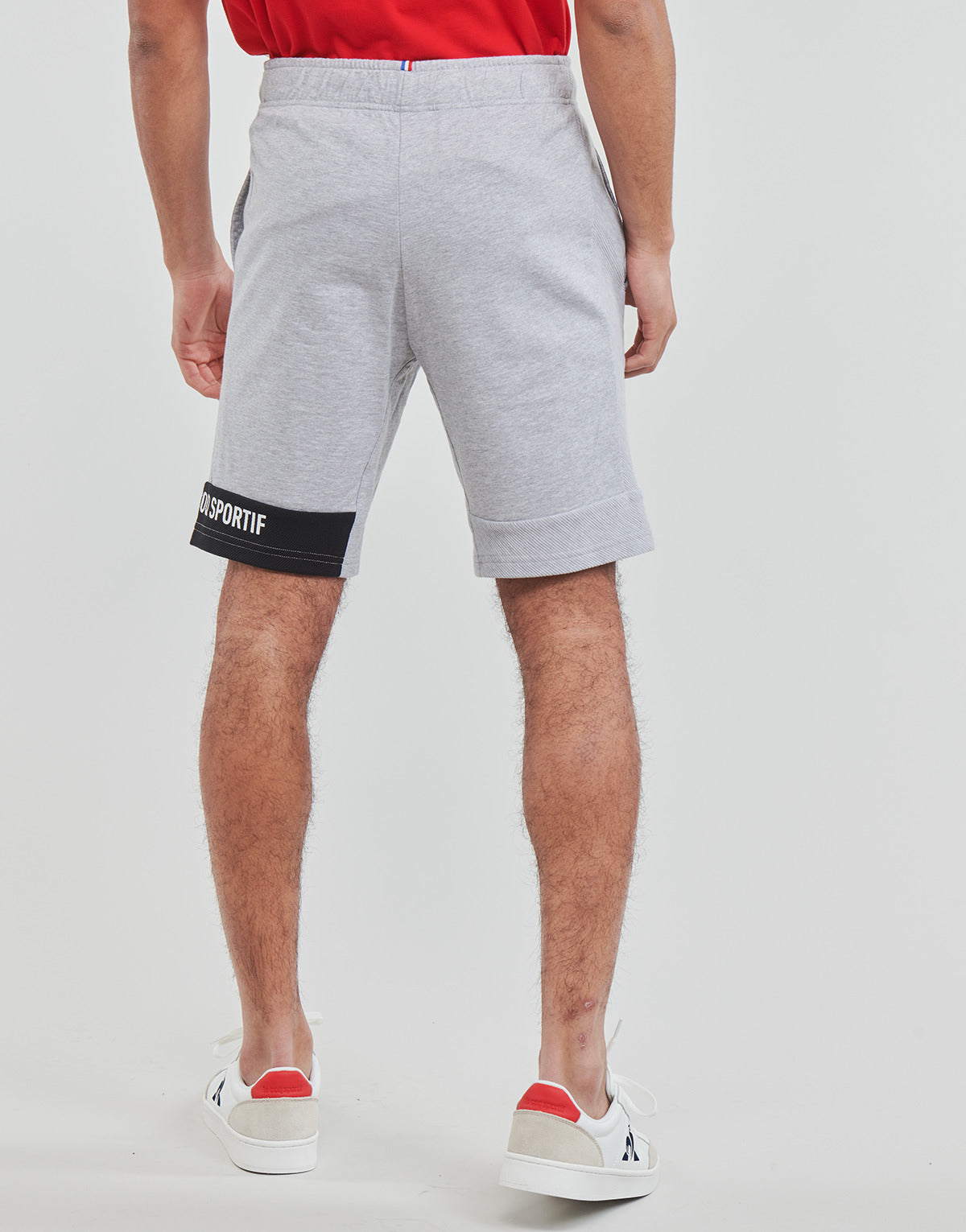 Pantaloni corti Uomo Le Coq Sportif  ESS SHORT REGULAR N 2  Grigio