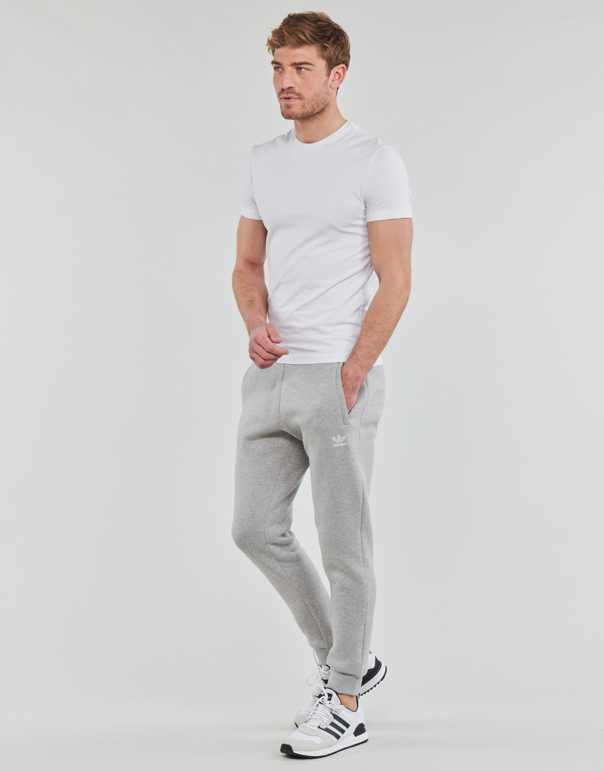 Pantaloni Sportivi Uomo adidas  ESSENTIALS PANT  Grigio