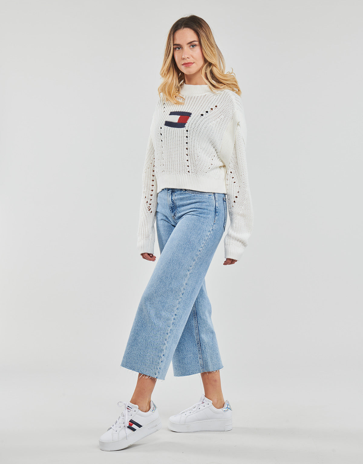 Maglione Donna Tommy Jeans  TJW OVRSZD FLAG STITCH SWEATER  Bianco