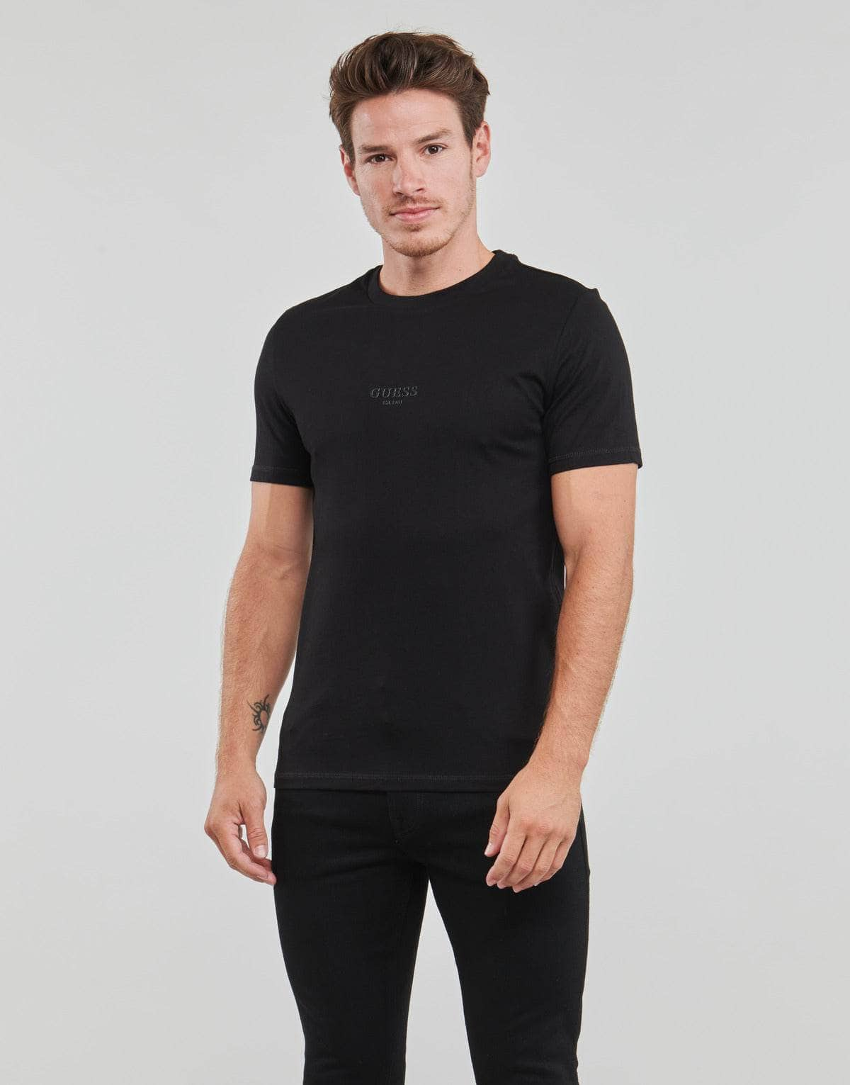 T-shirt Uomo Guess  AIDY  Nero