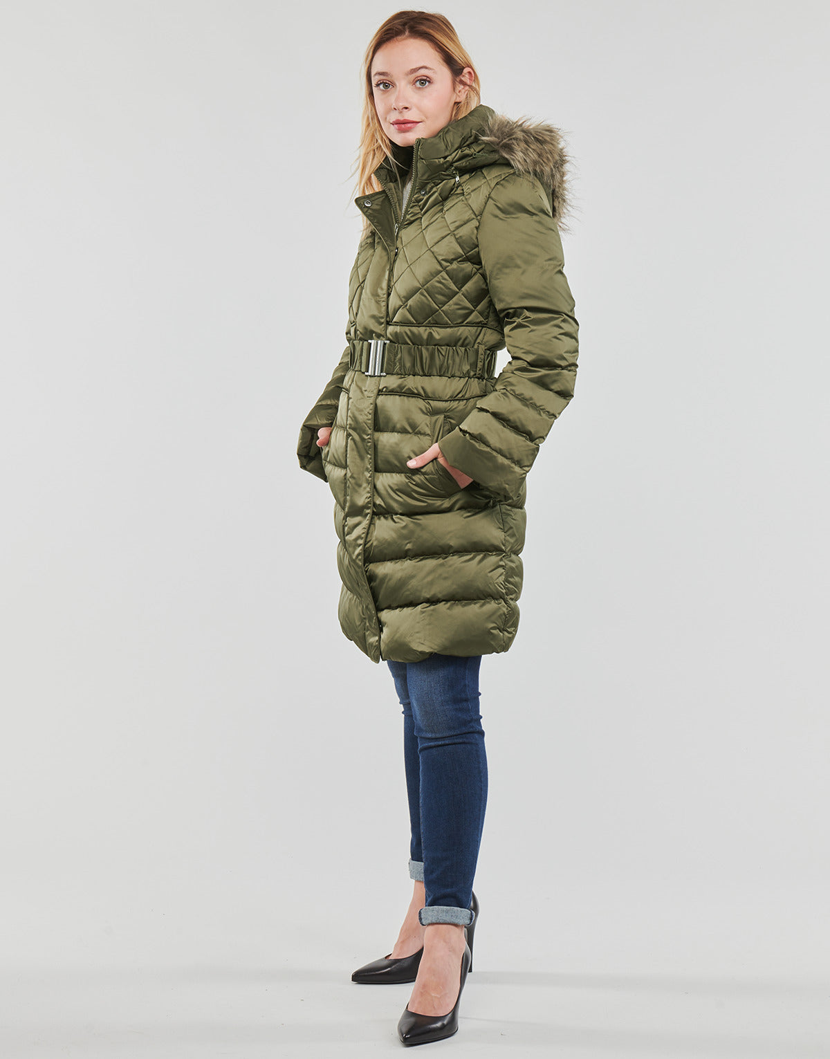 Piumino Donna Guess  LOLIE DOWN JACKET  Kaki