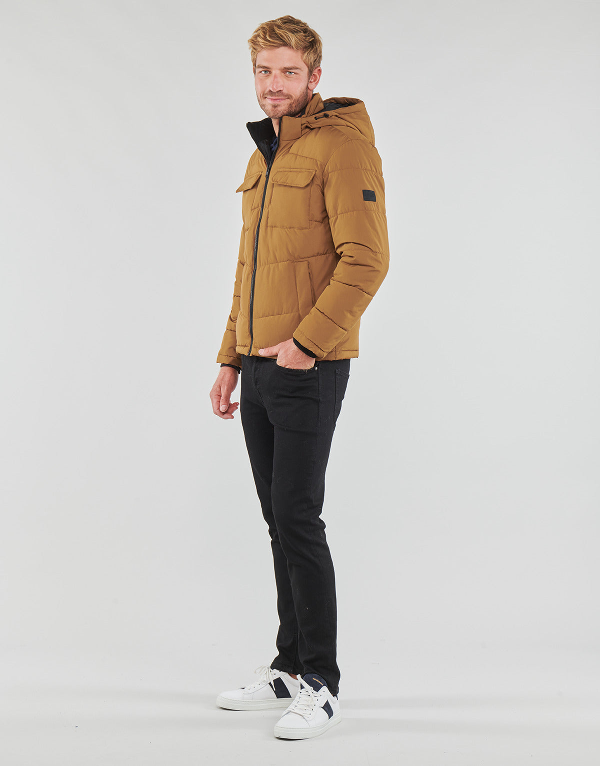 Piumino Uomo Jack & Jones  JJBRADY PUFFER  Marrone