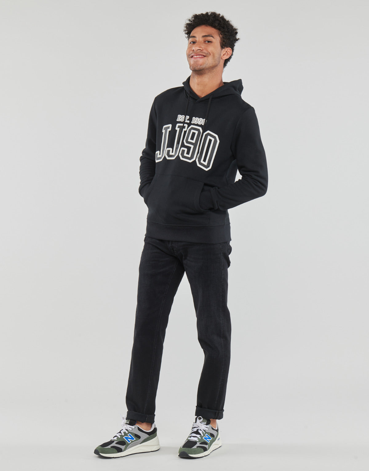 Felpa Uomo Jack & Jones  JJCEMB SWEAT HOOD  Nero