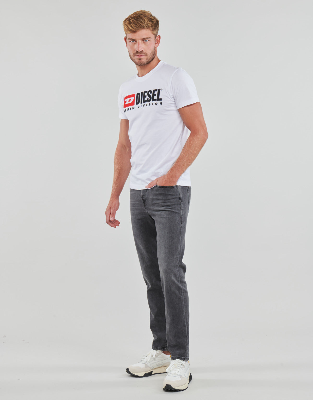 Jeans Uomo Diesel  2020 D-VIKER  Grigio