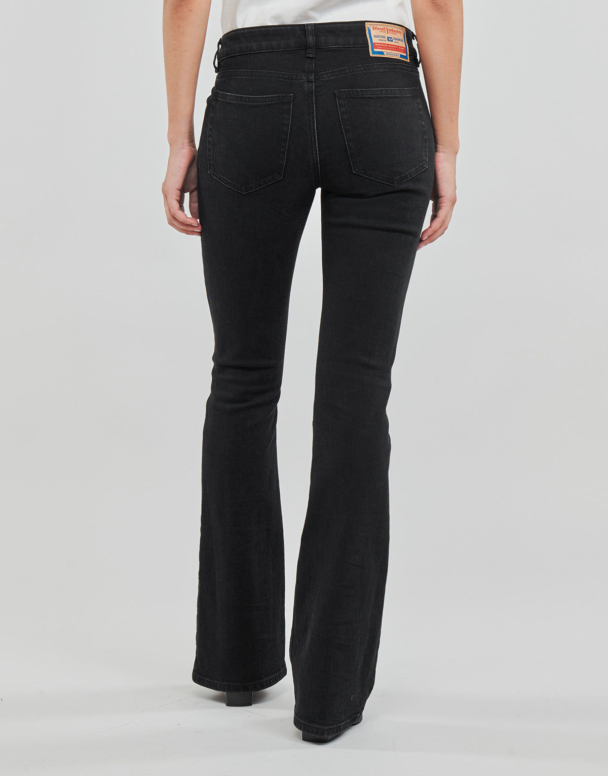 Jeans Bootcut Donna Diesel  1969 D-EBBEY  Nero