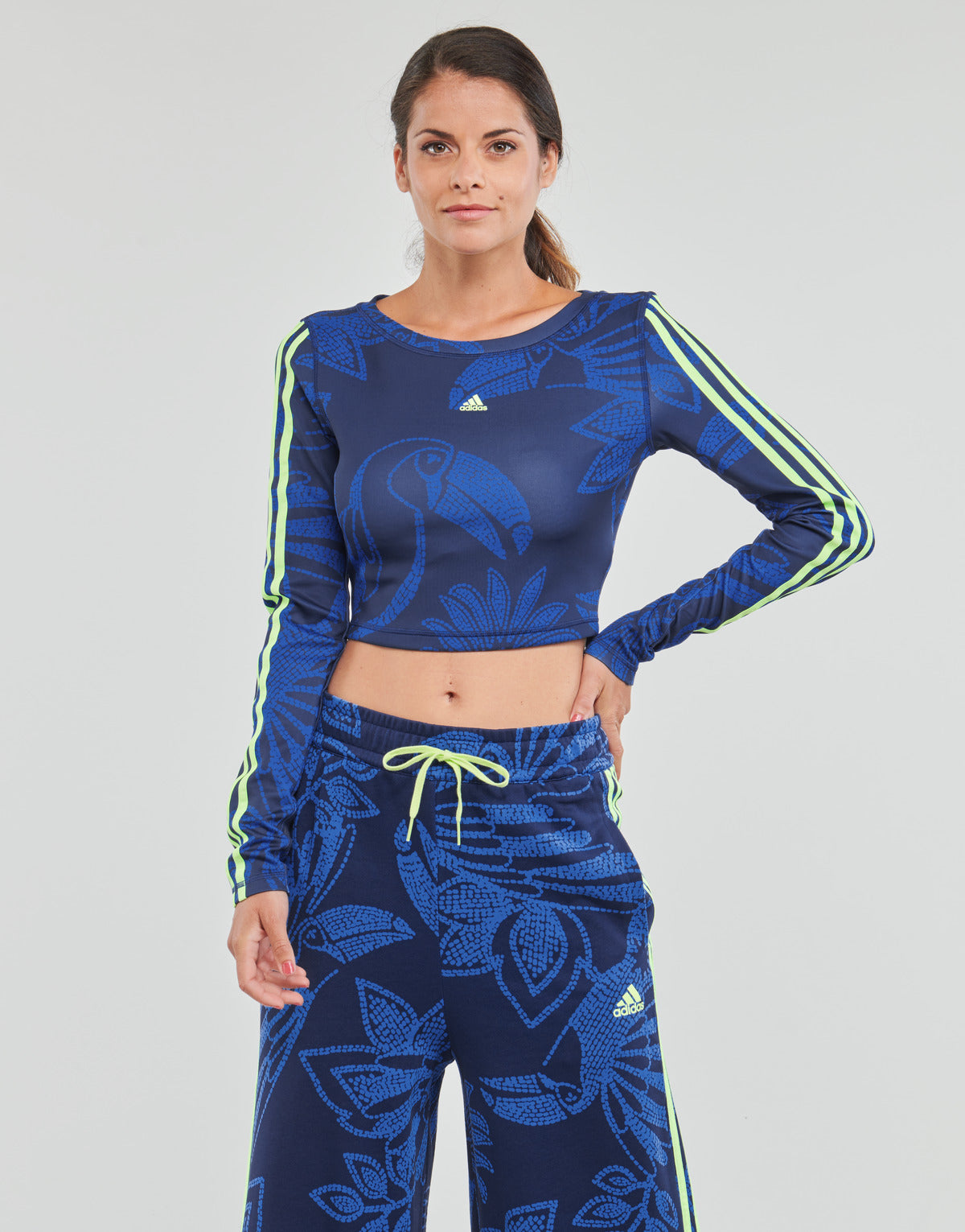 Felpa Donna adidas  FARM CROP LS  Blu