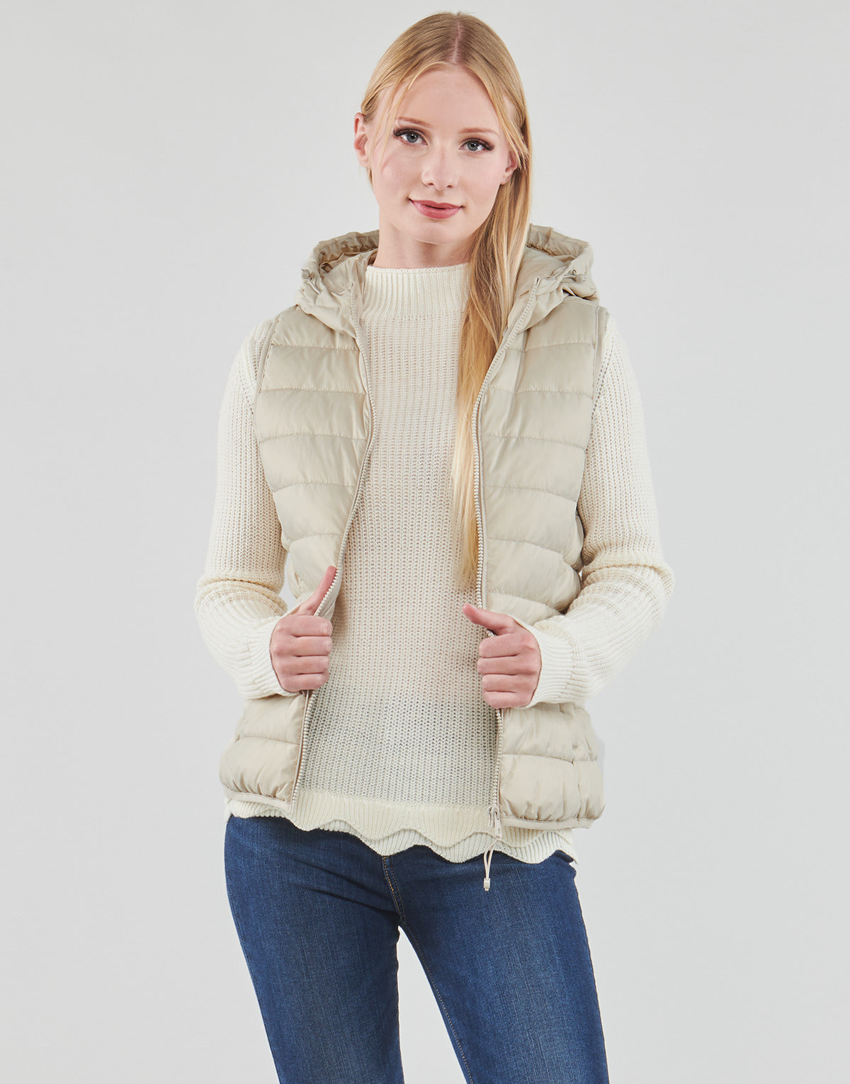 Piumino Donna Only  ONLNEWTAHOE HOOD WAISTCOAT  Bianco