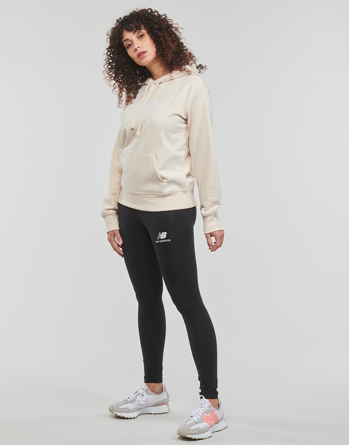 Felpa Donna New Balance  Essentials Stacked Logo Hoodie  Beige