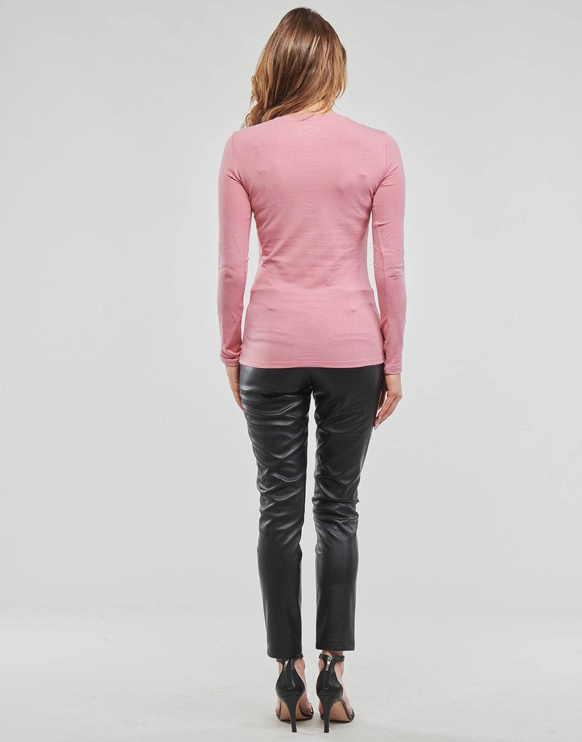 T-shirts a maniche lunghe Donna Guess  LS SN ADELINA TEE  Rosa